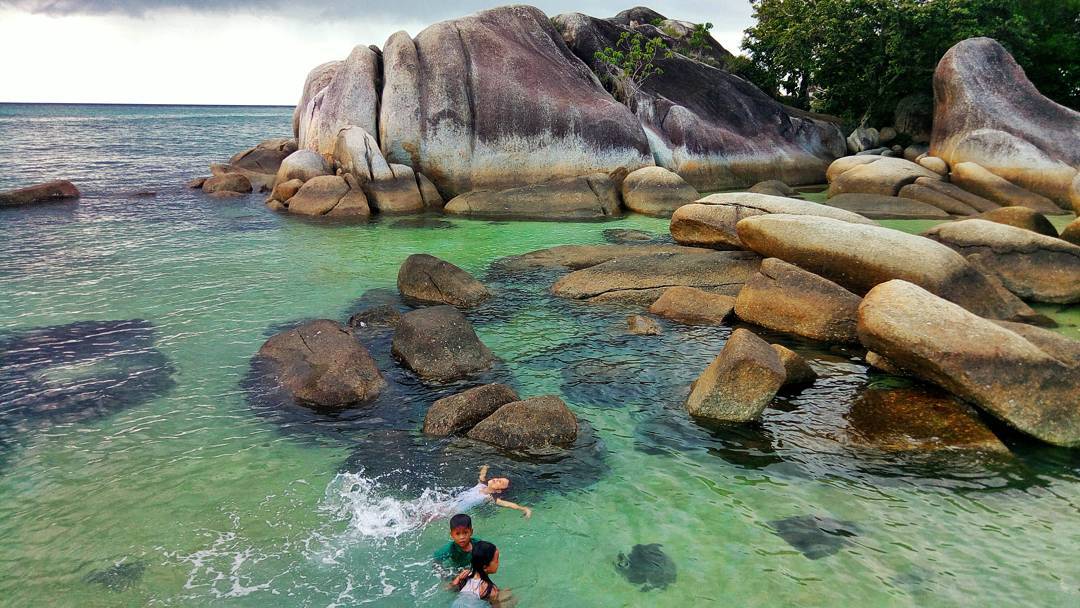 Pesona Indonesia: 8 Destinasi Wisata Indonesia yang Menarik Pesohor Dunia
